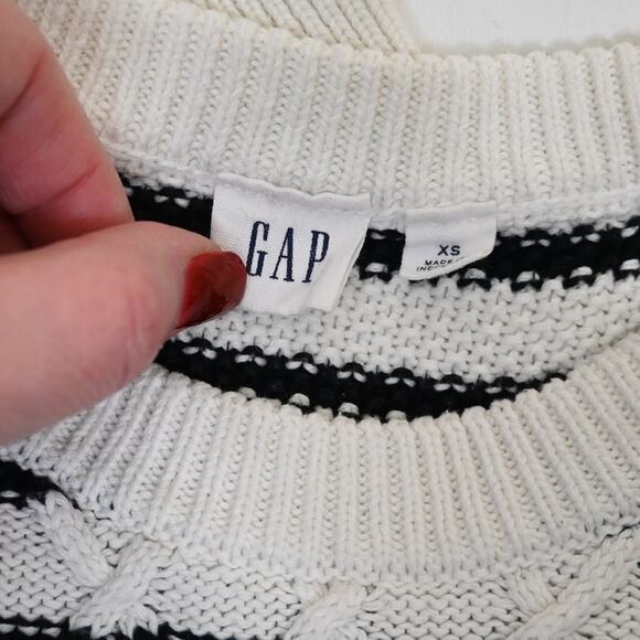 GAP Womens XS Cable Knit Crew Neck Striped Sweater - Picture 9 of 11
